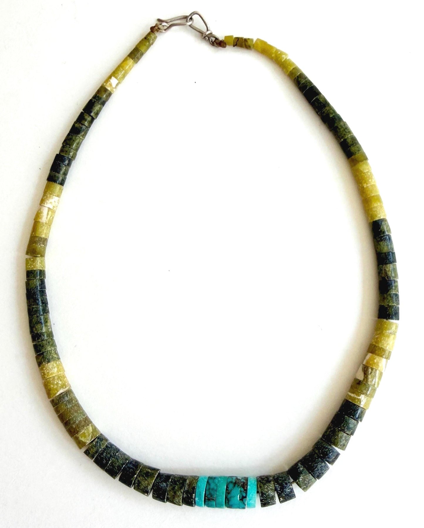 Vintage Native American Beaded Choker Necklace Turquoise Serpentine