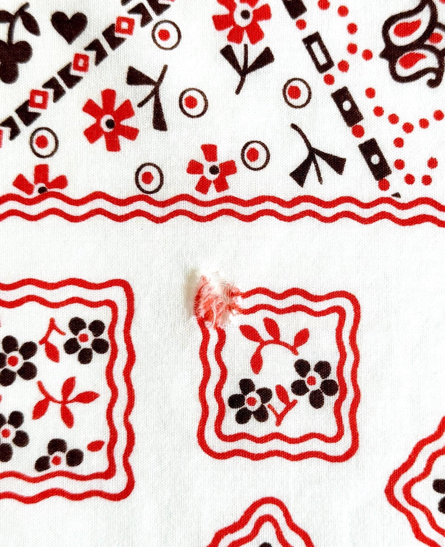 Vintage 60s White Bandana Floral Heart Paisley Print