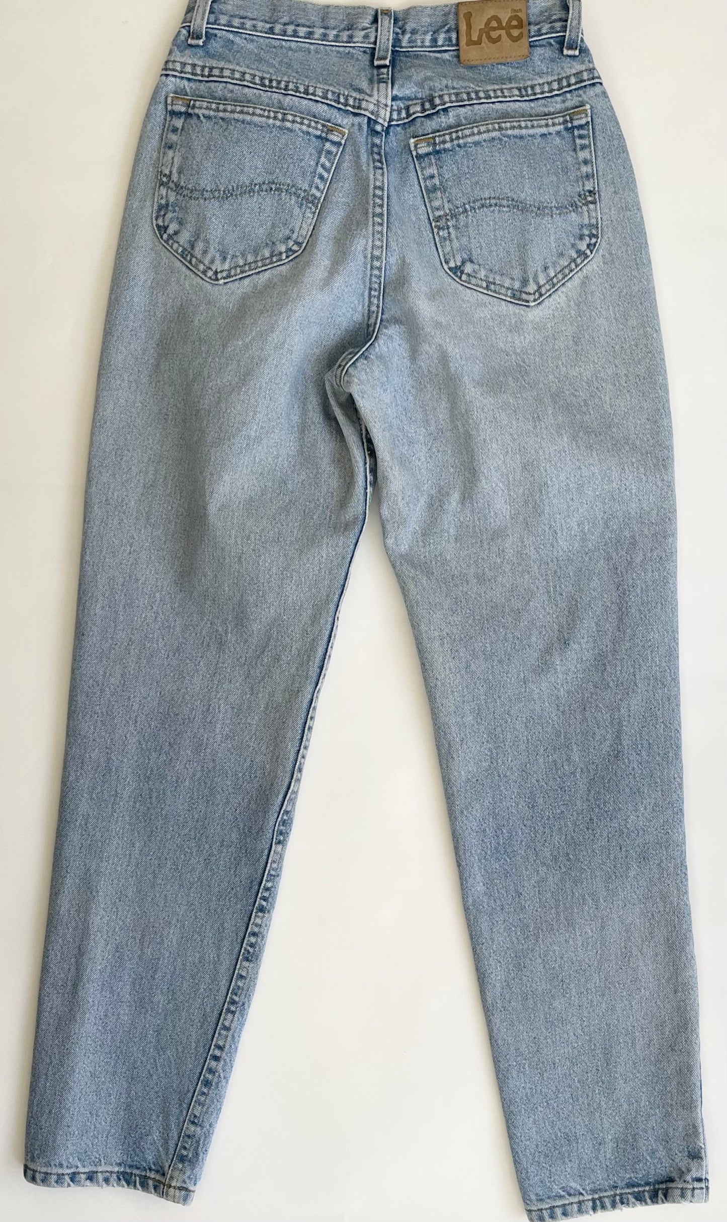 80s Lee Mom Jeans: Vintage High Waist Light Wash Denim