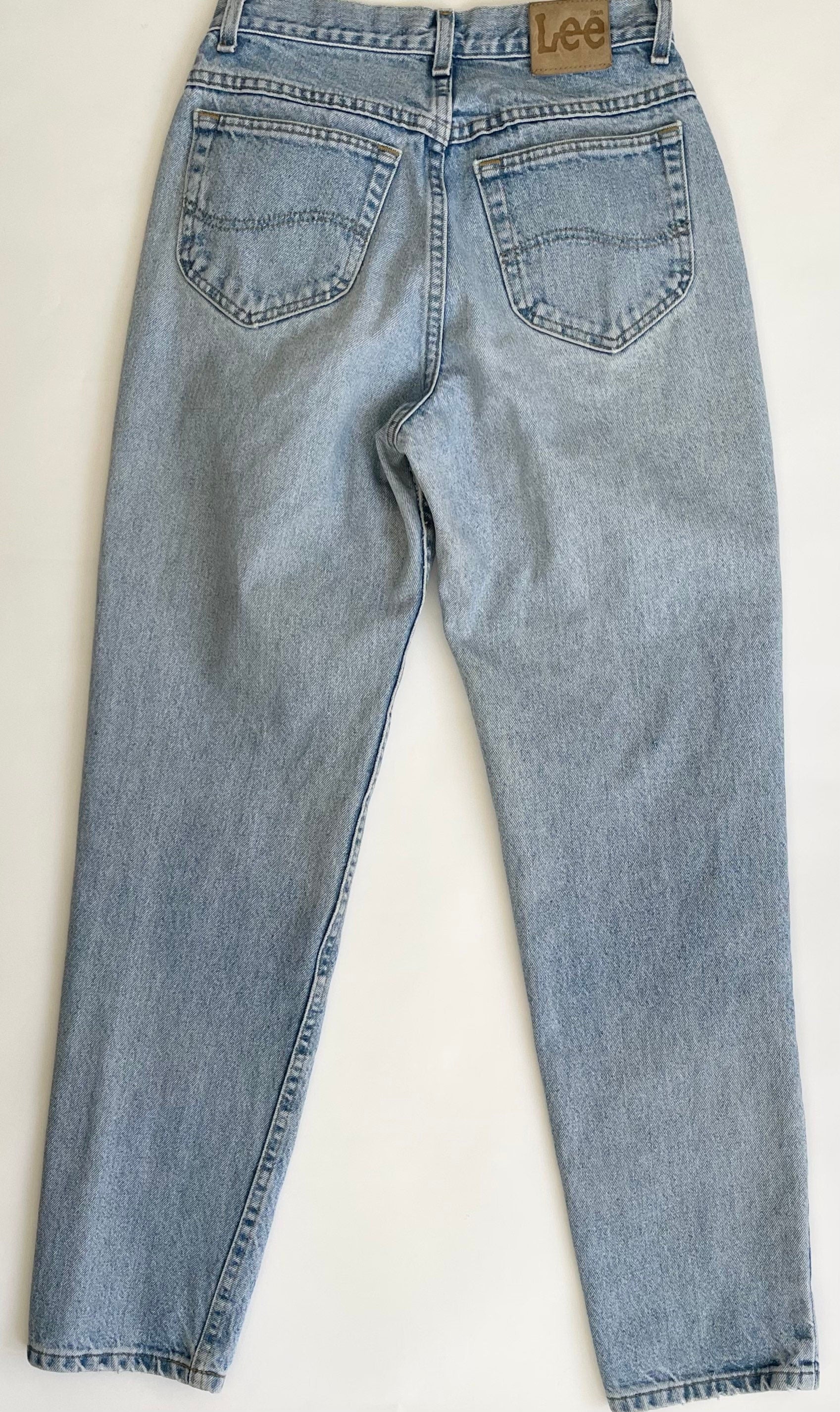 80s Lee Mom Jeans: Vintage High Waist Light Wash Denim