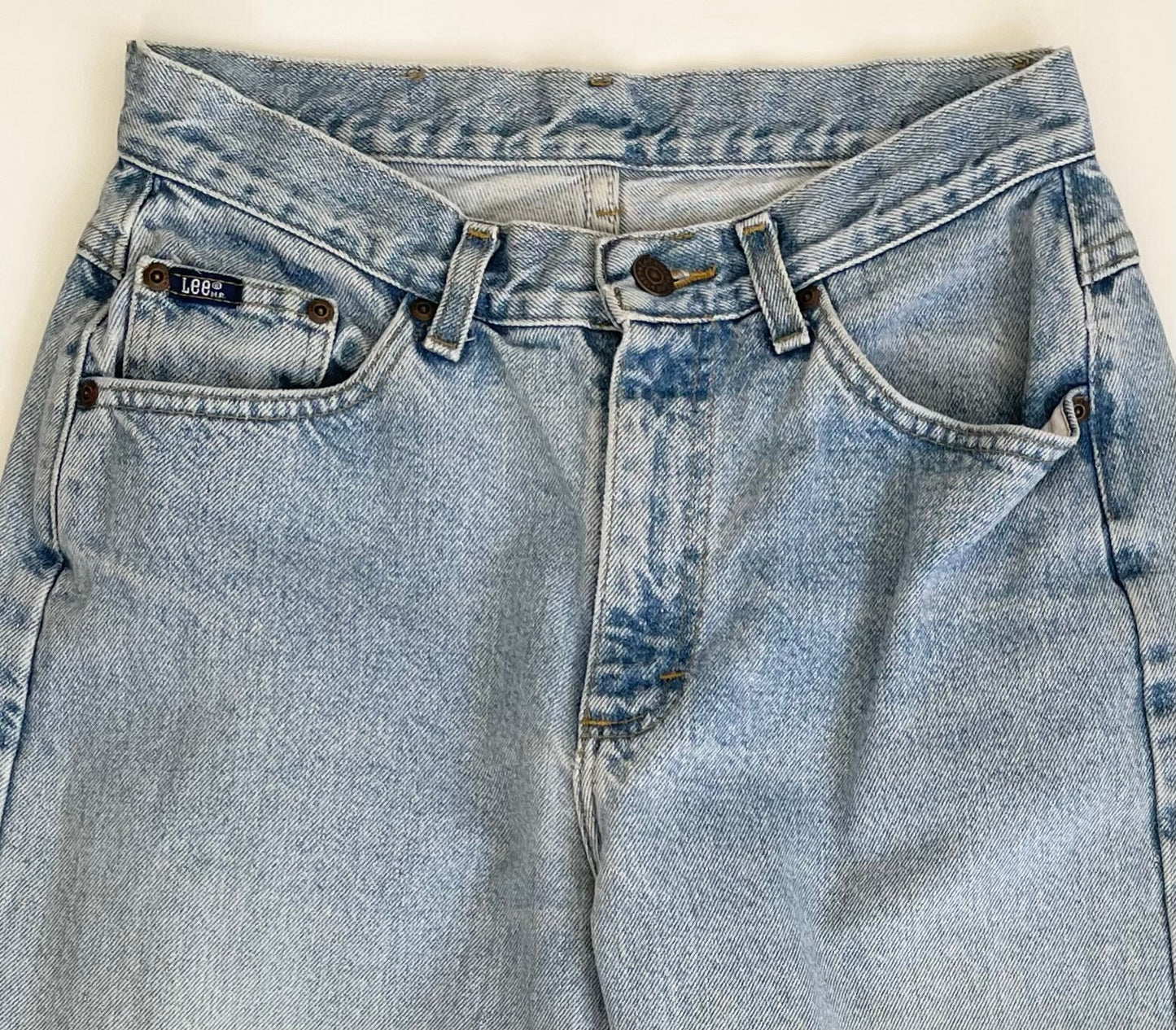 80s Lee Mom Jeans: Vintage High Waist Light Wash Denim