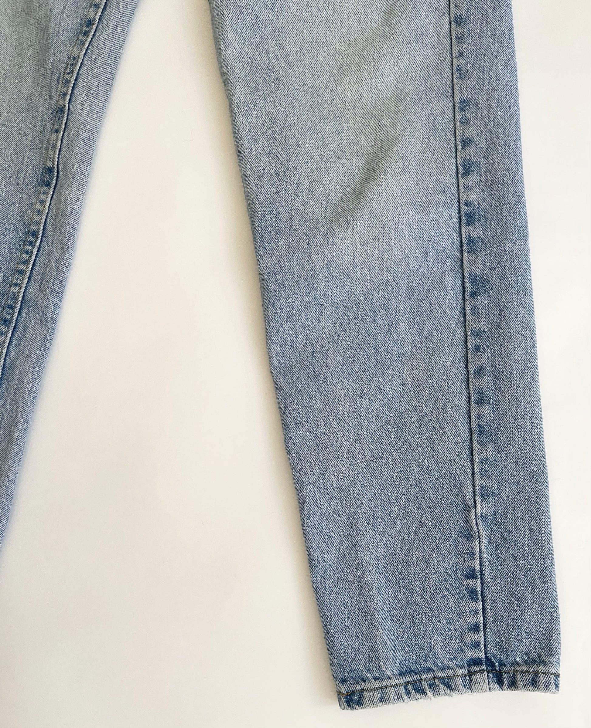 80s Lee Mom Jeans: Vintage High Waist Light Wash Denim