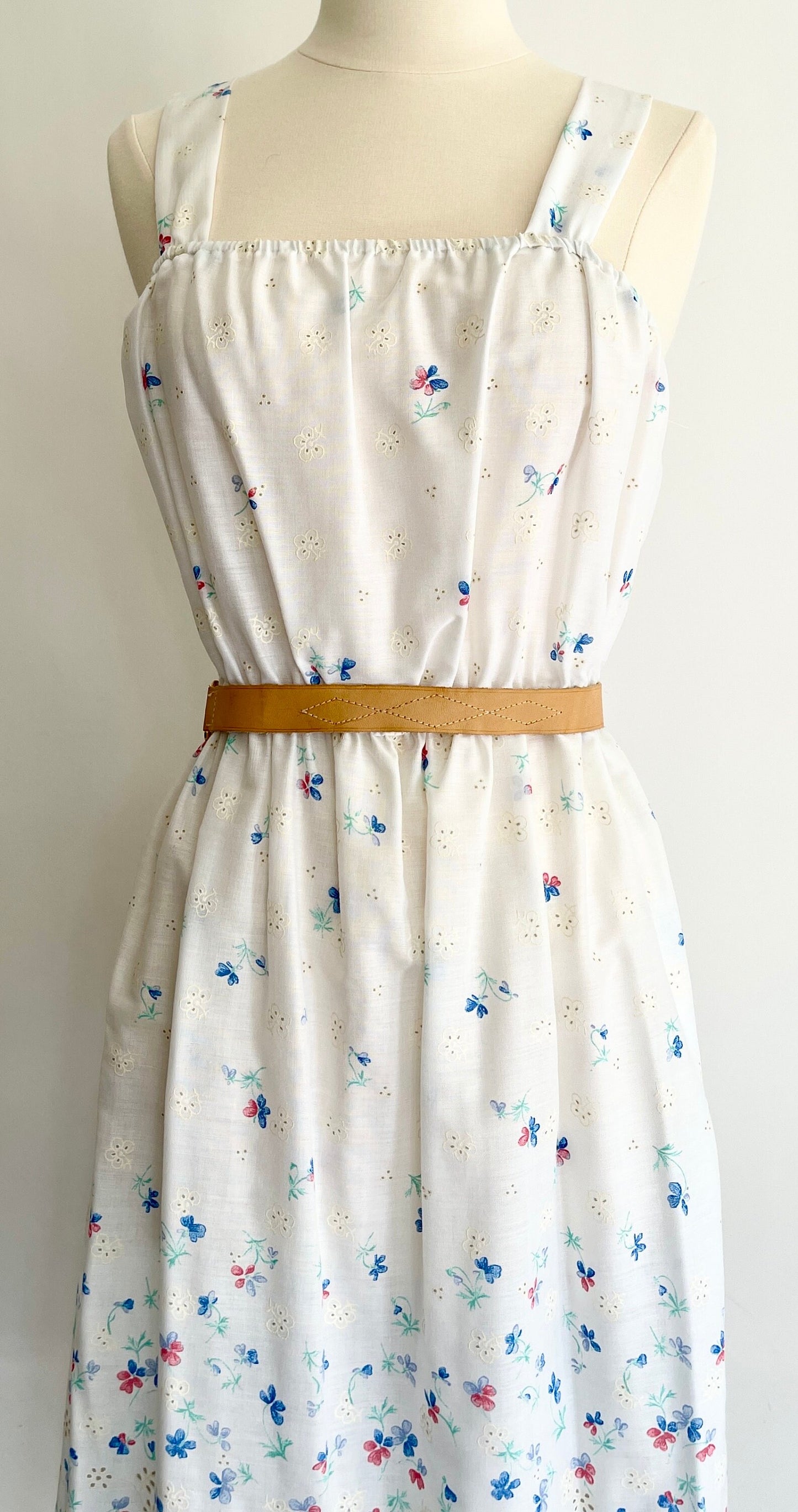 Vintage White Floral Dress Western Prairie Style