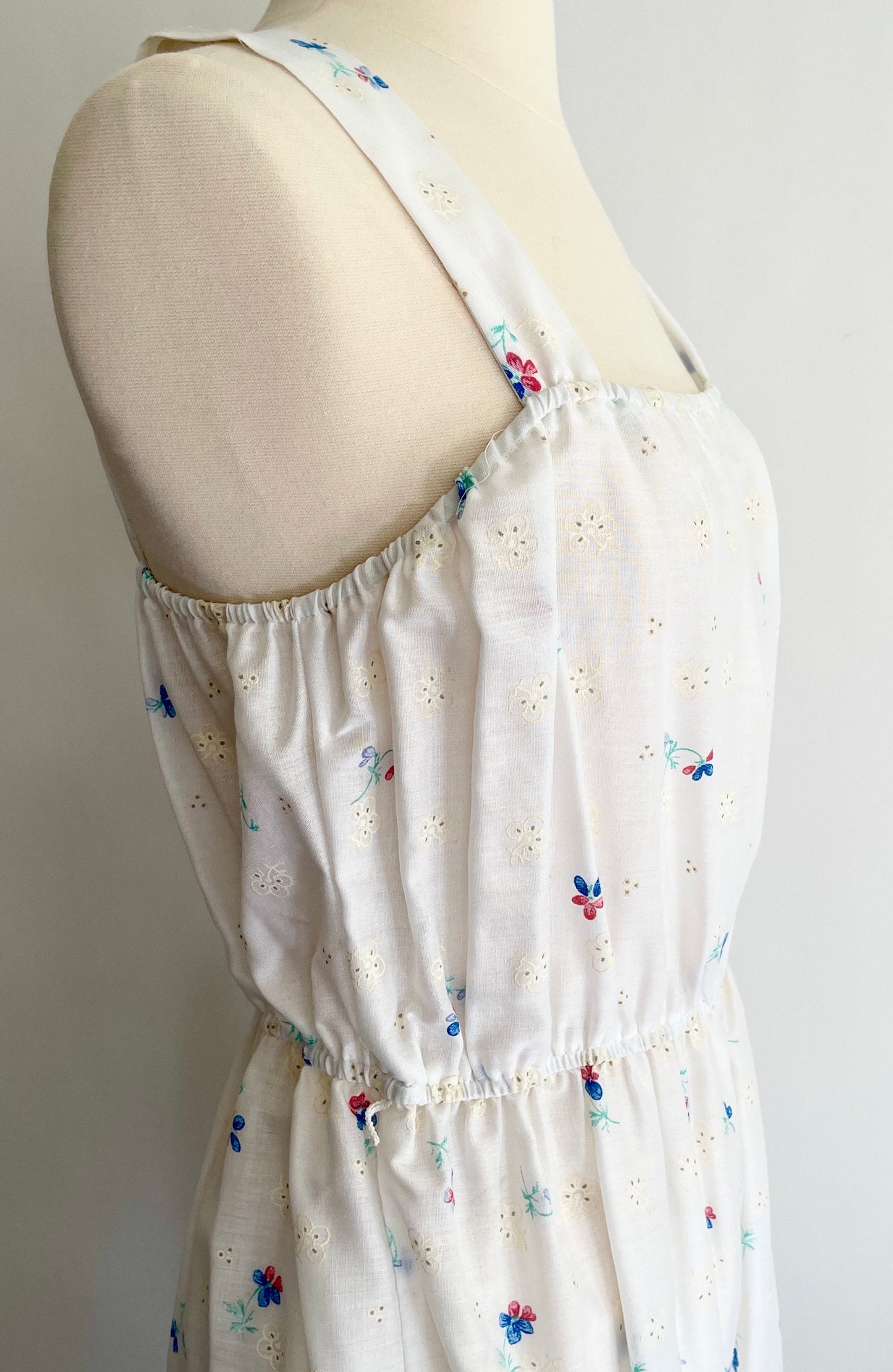 Vintage White Floral Dress Western Prairie Style