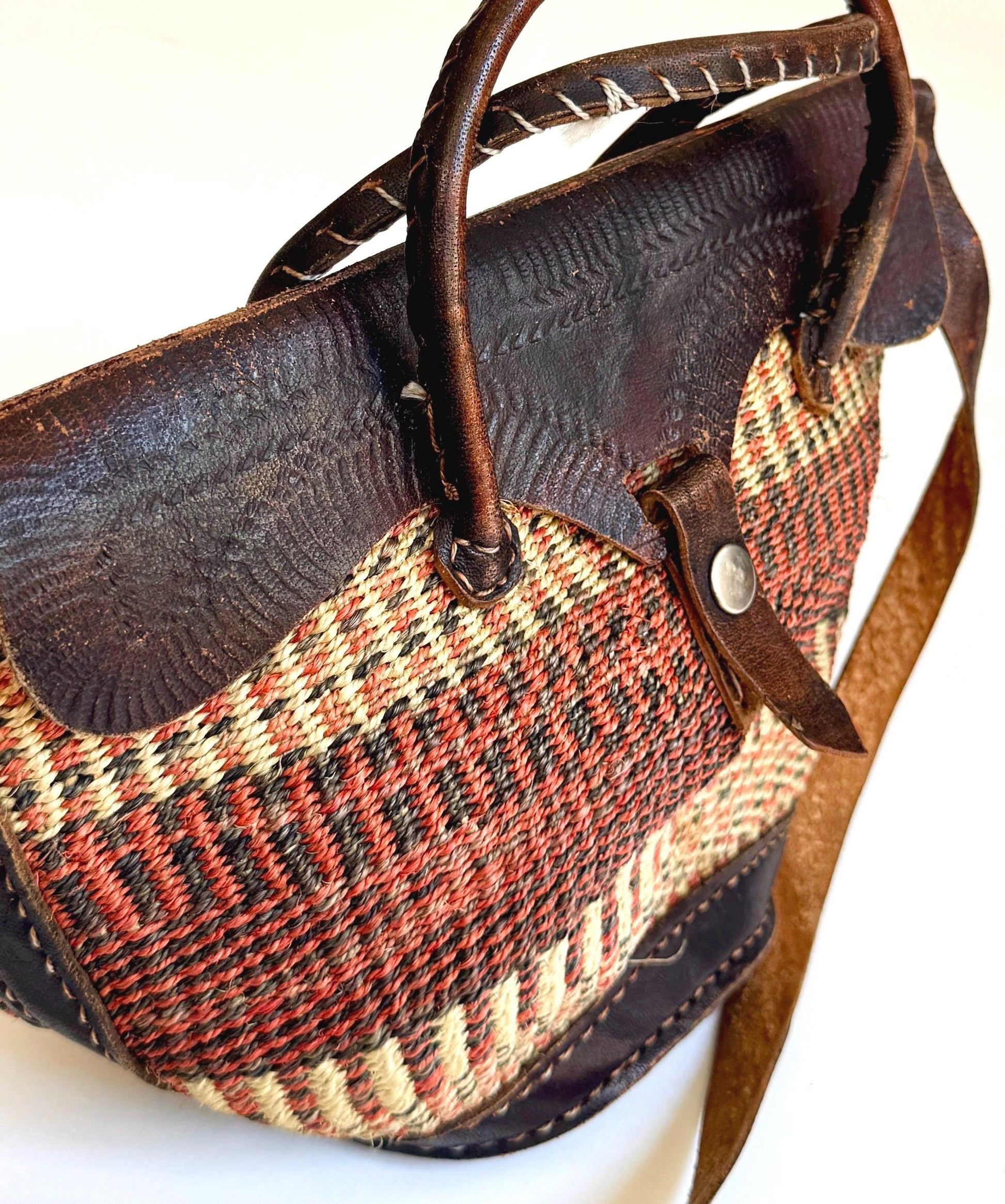 Desert Tone Sisal Bag Vintage Tooled Leather Trim Purse Neutral Brown Natural White Rose Striped Woven Sisal