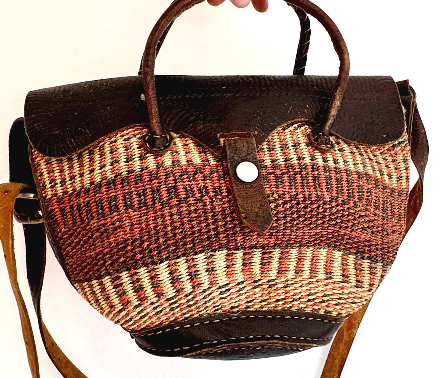 Desert Tone Sisal Bag Vintage Tooled Leather Trim Purse Neutral Brown Natural White Rose Striped Woven Sisal