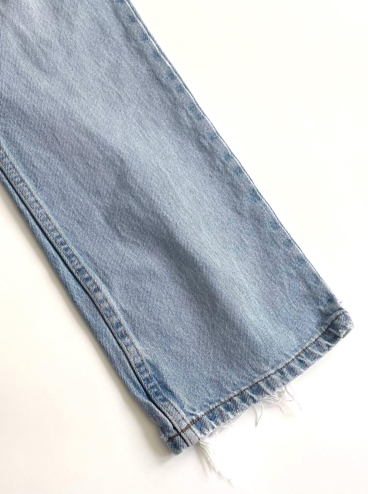 Vintage 90s Jeans Light Wash Denim Measured 27 x 29