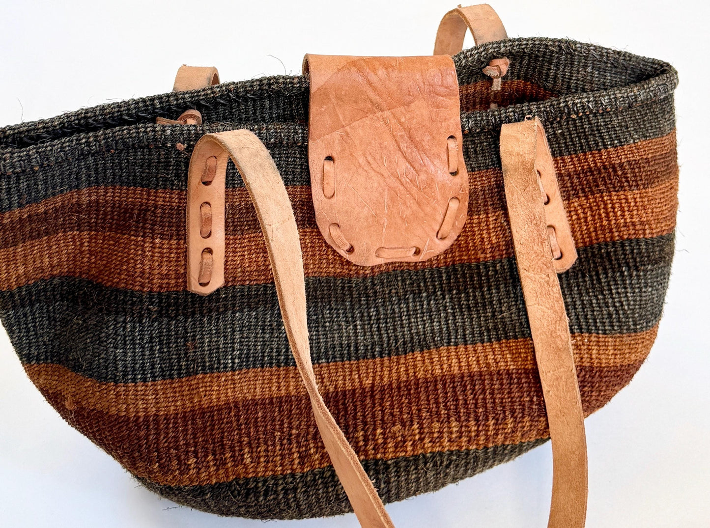 Vintage 90s Sisal Bag Striped Neutral Desert Tones Leather Straps