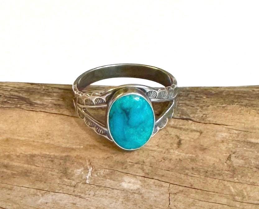 Antique Navajo Turquoise Ring 20s 30s 40s Native American Sterling Oval Cabochon Hand Stamped Band Size 5.75
