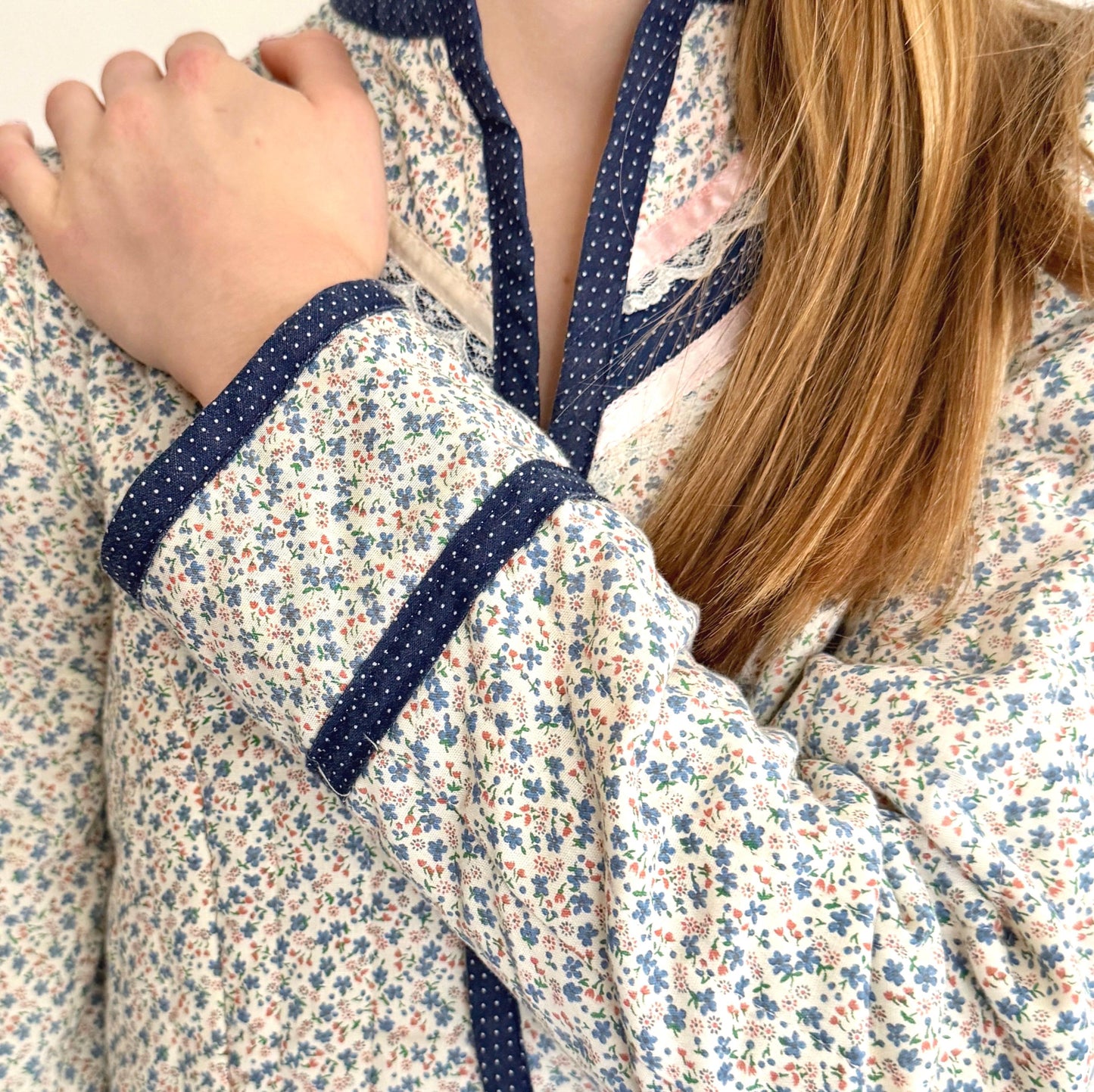 Vintage 70s Gunne Sax Cropped Top Jacket Lightly Quilted Ditsy Floral Print Cotton