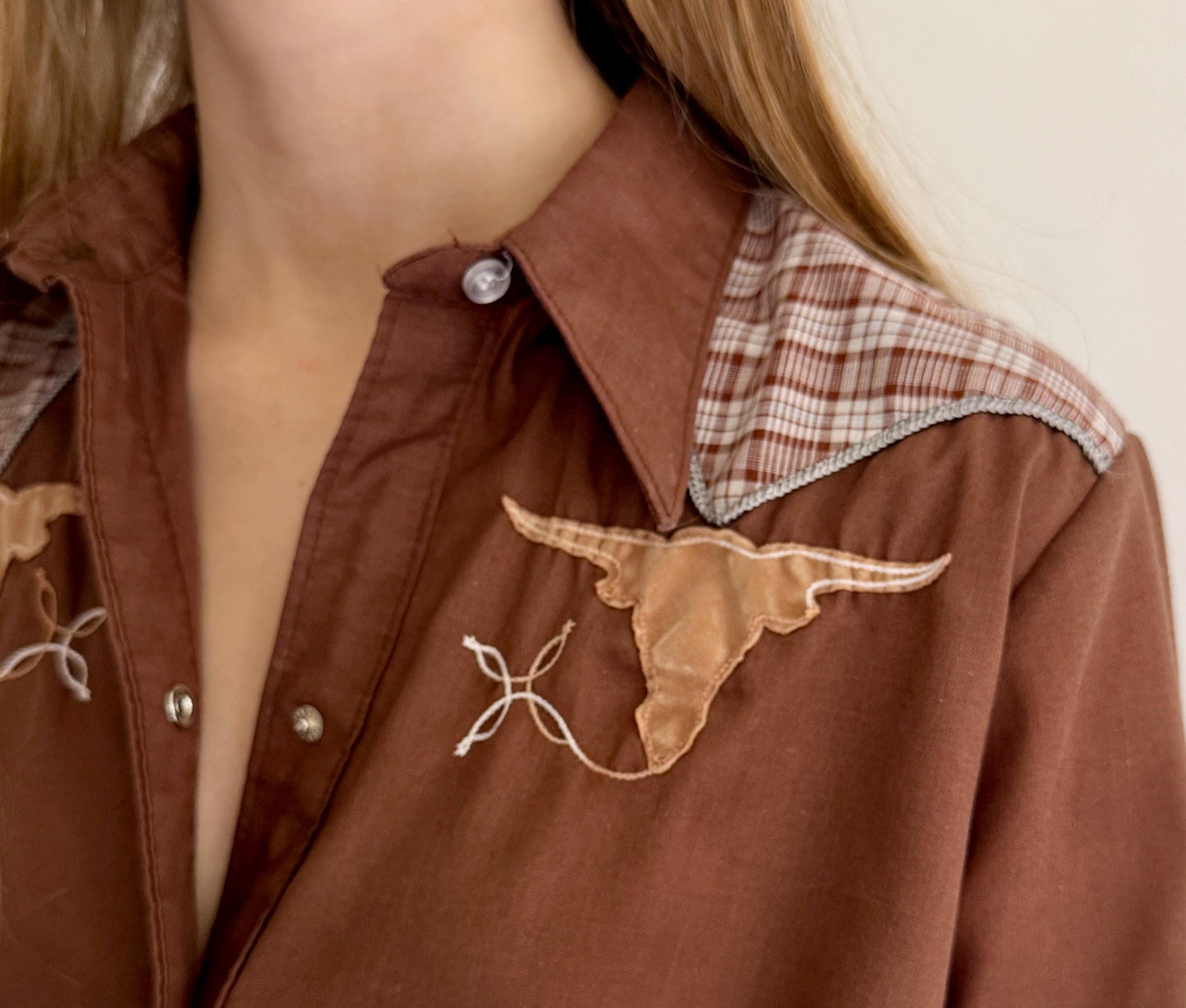 Vintage Rockmount Western Pearl Snap Shirt Short Horn Bull Head Appliqué