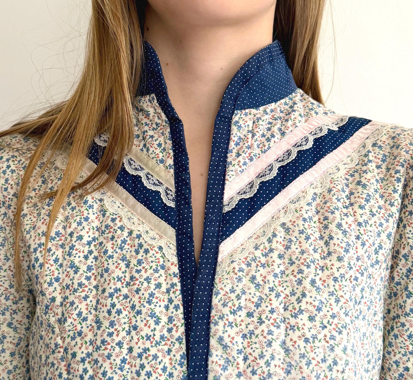Vintage 70s Gunne Sax Cropped Top Jacket Lightly Quilted Ditsy Floral Print Cotton