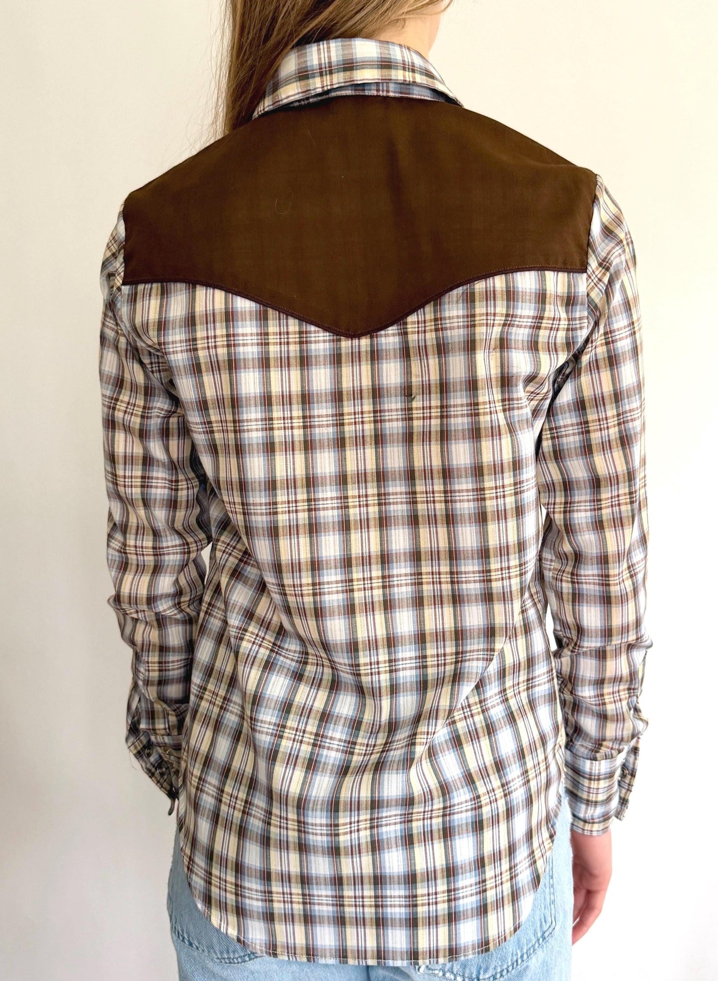 Vintage Embroidered Western Shirt 70s Cowgirl Plaid Snap Shirt Floral Embroidery