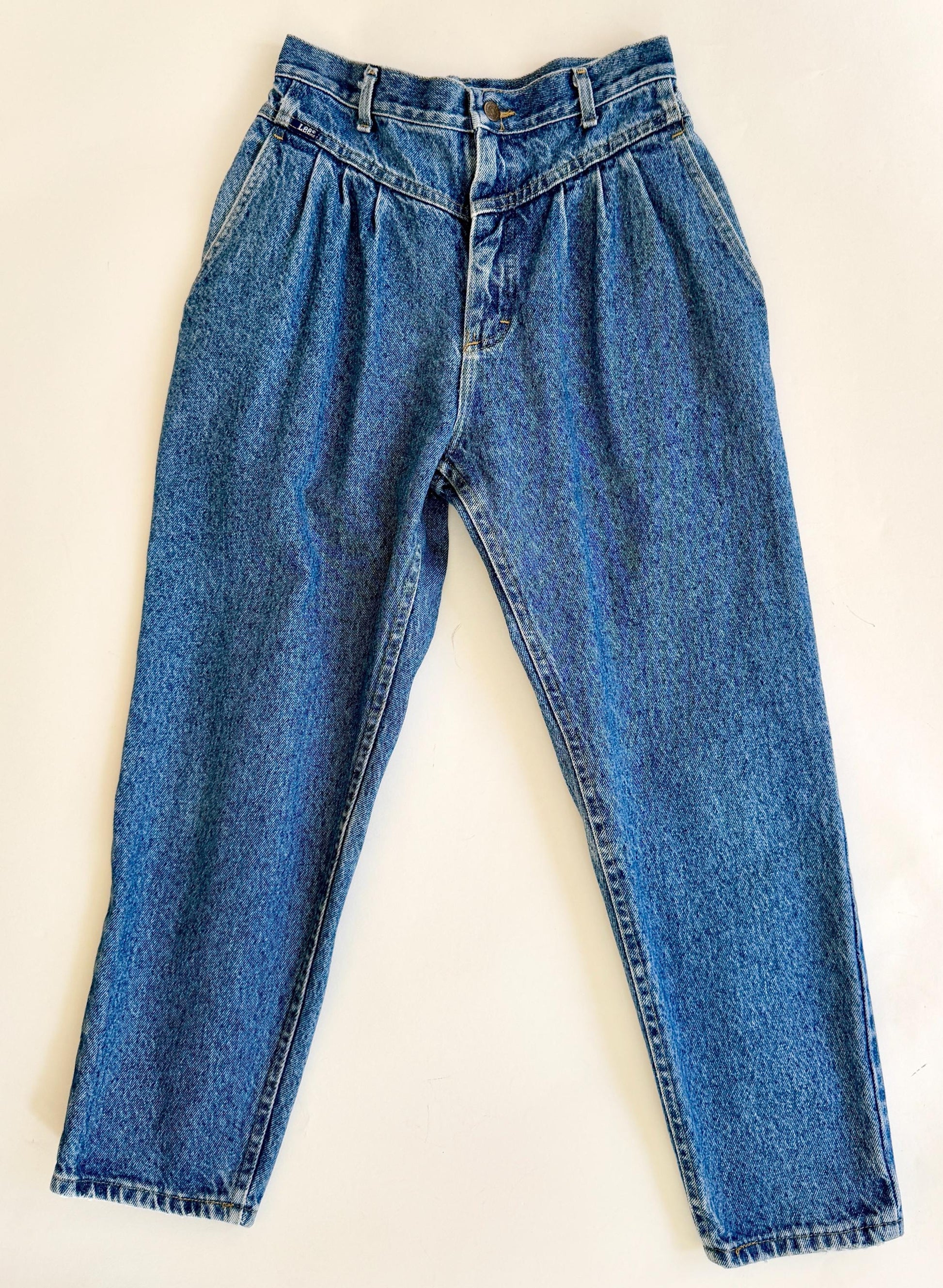 Vintage 80s Lee Mom Jeans High Waist Medium Wash Denim