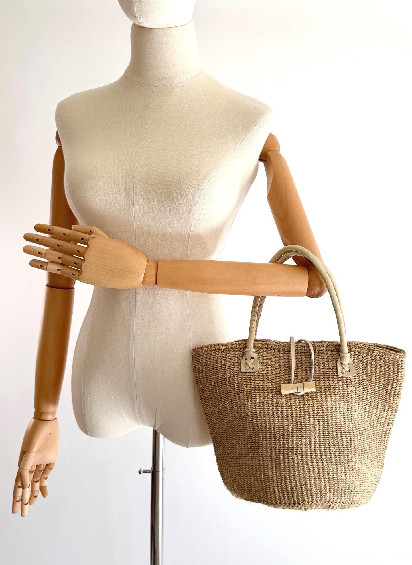 Vintage Neutral Beige Sisal Bag with Leather Straps