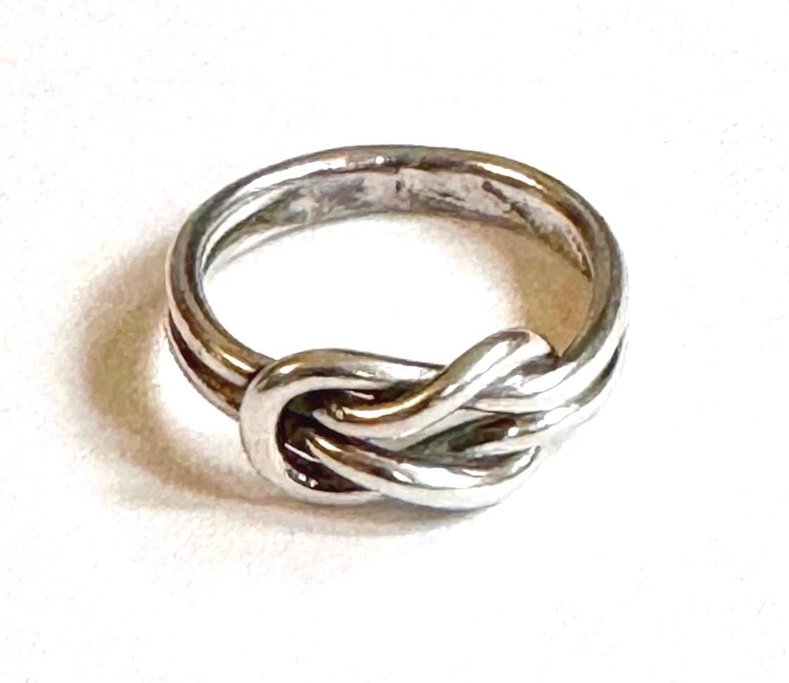 Navajo Sterling Silver Love Knot Ring Vintage 925 Band Delicate Native American Size 5.25