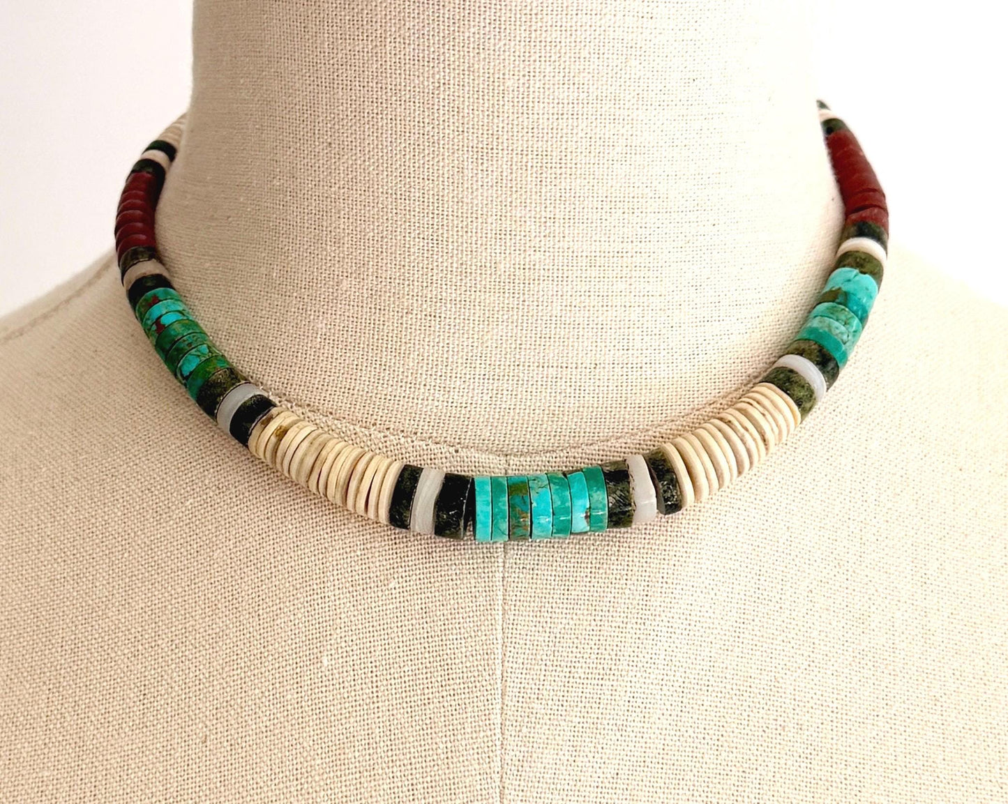 Vintage Native American Turquoise Choker Necklace Beaded Santo Domingo Heishi