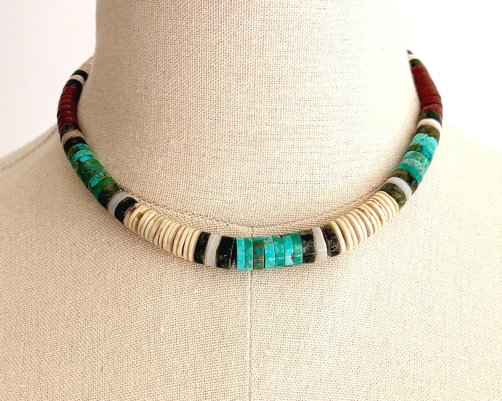 Vintage Native American Turquoise Choker Necklace Beaded Santo Domingo Heishi