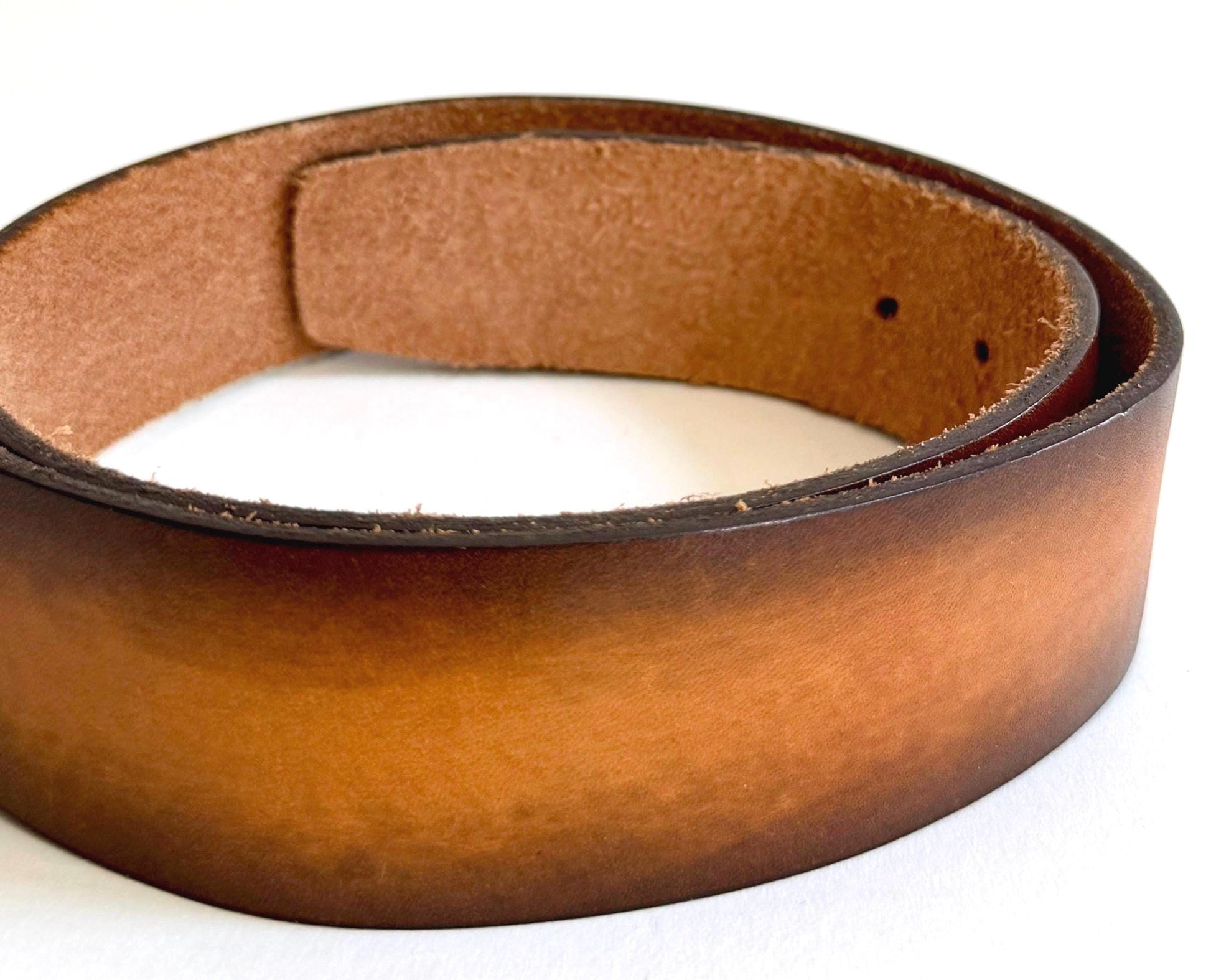 Vintage 70s 80s Levis Belt Brown Hand Stained Cowhide Leather Strap 32