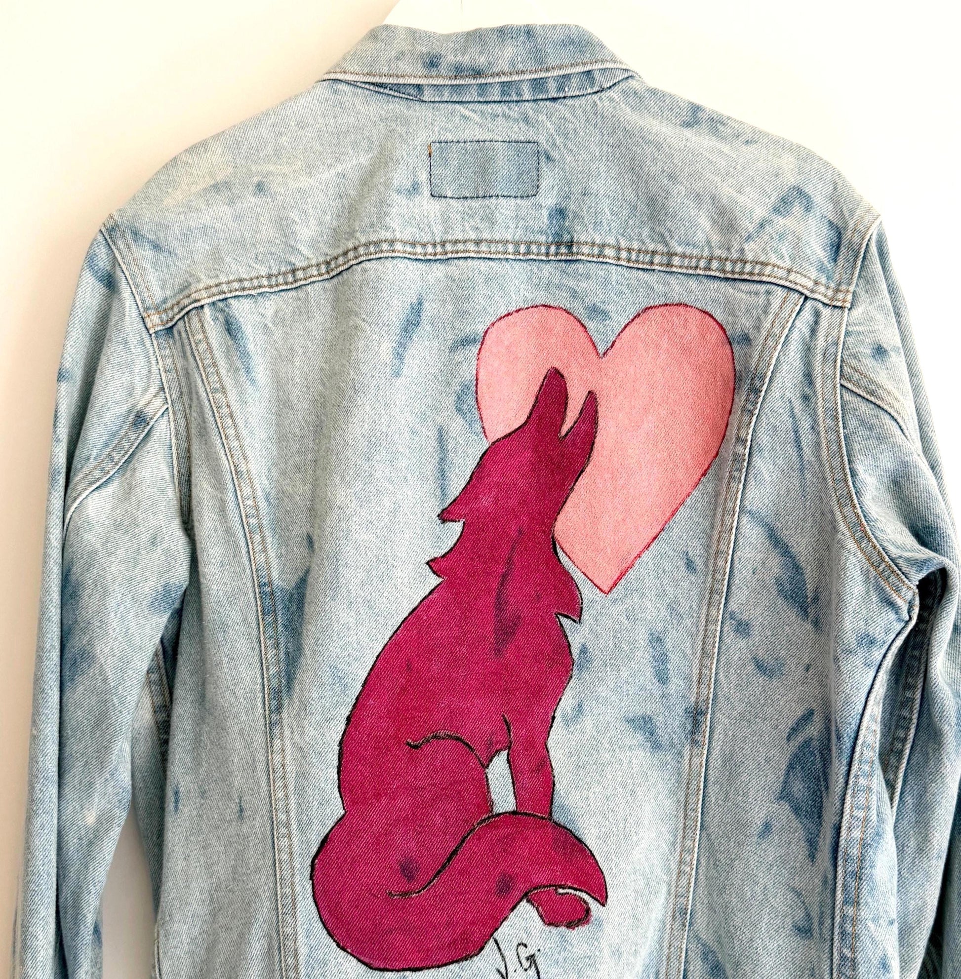 Vintage 80s Levis Denim Jacket Bleached Hand Painted Southwest Howling Coyote Made in USA