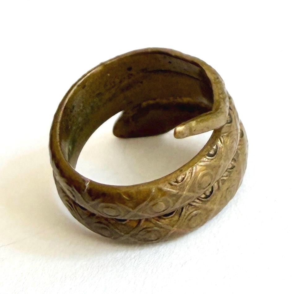 Vintage Coiled Snake Brass Ring