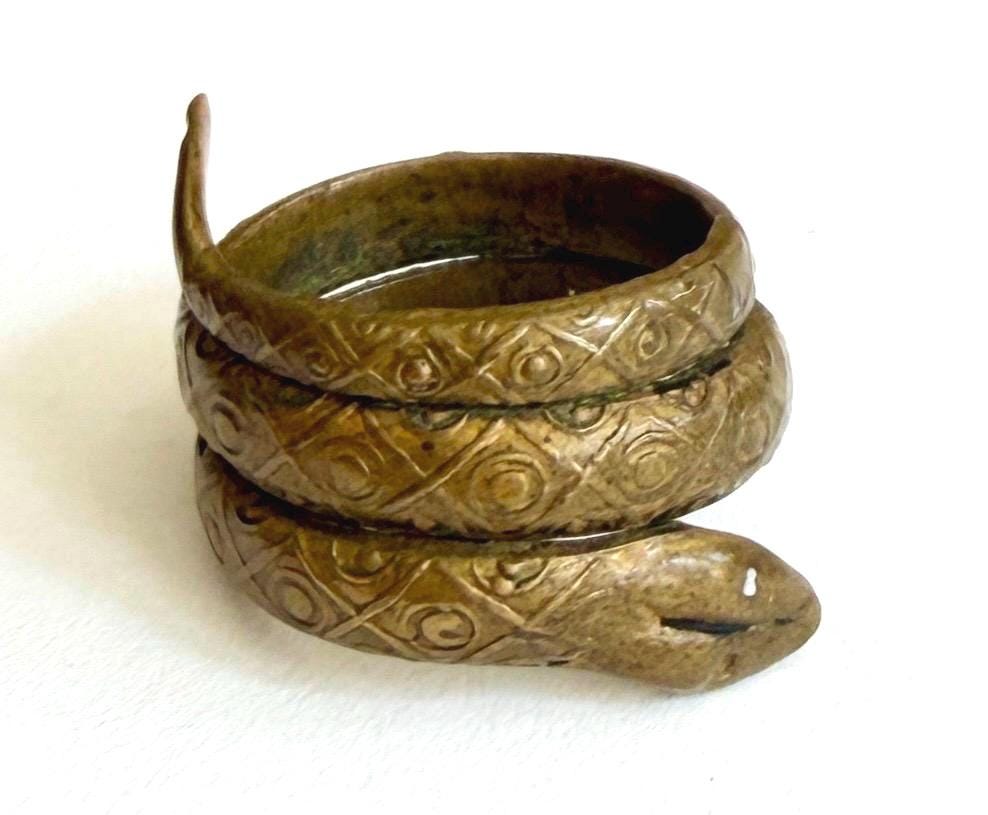 Vintage Coiled Snake Brass Ring