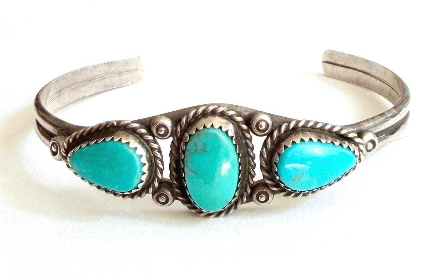 Vintage Navajo Turquoise Cuff Bracelet 60s 70s Native American Handcrafted Sterling Silver