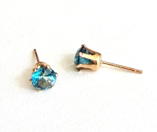 Vintage Solid 14K Gold Earrings Minimalist Blue Topaz Studs