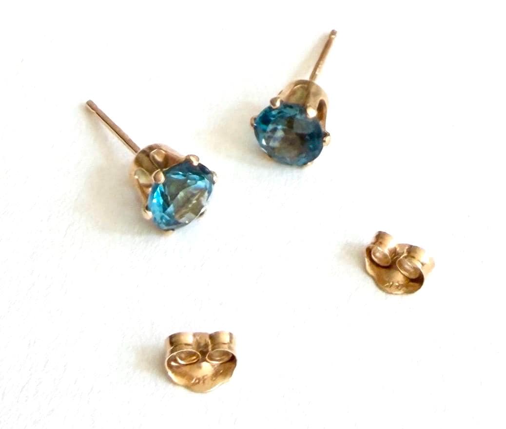 Vintage Solid 14K Gold Earrings Minimalist Blue Topaz Studs