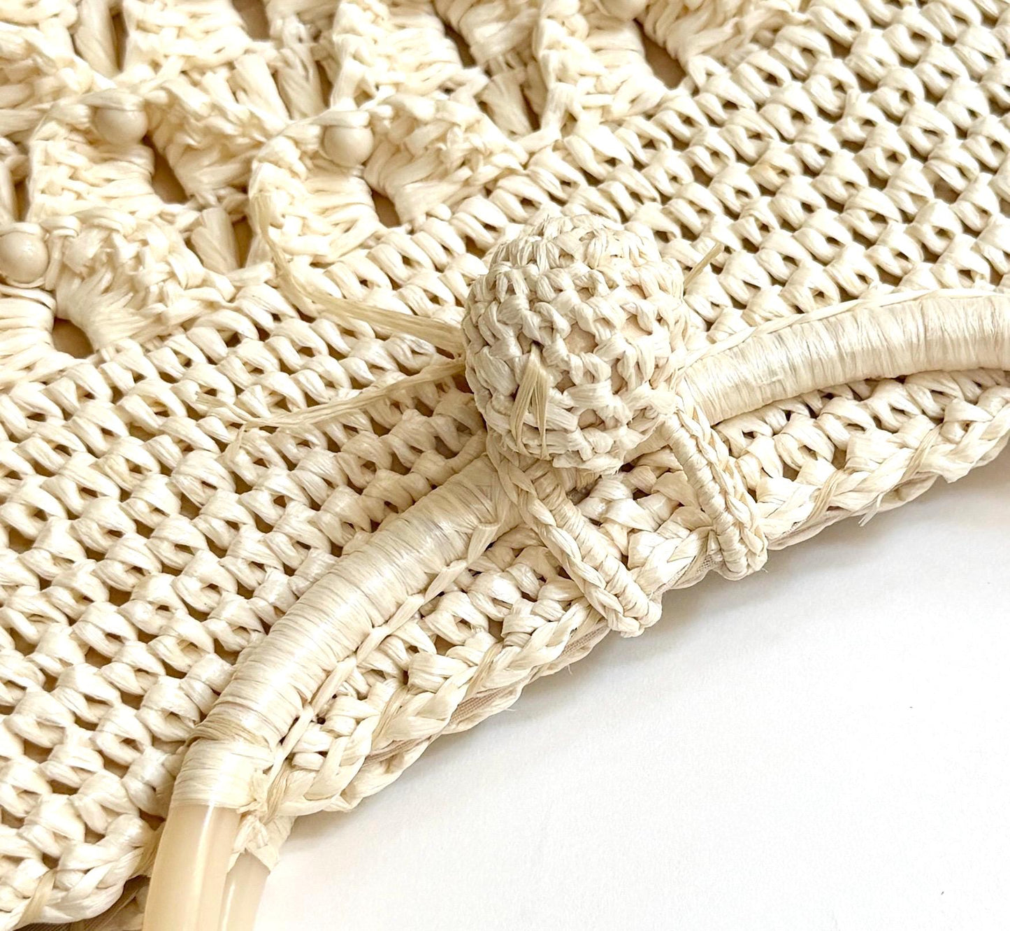Vintage White Raffia Bag 50s 60s Purse with Plastic Handles