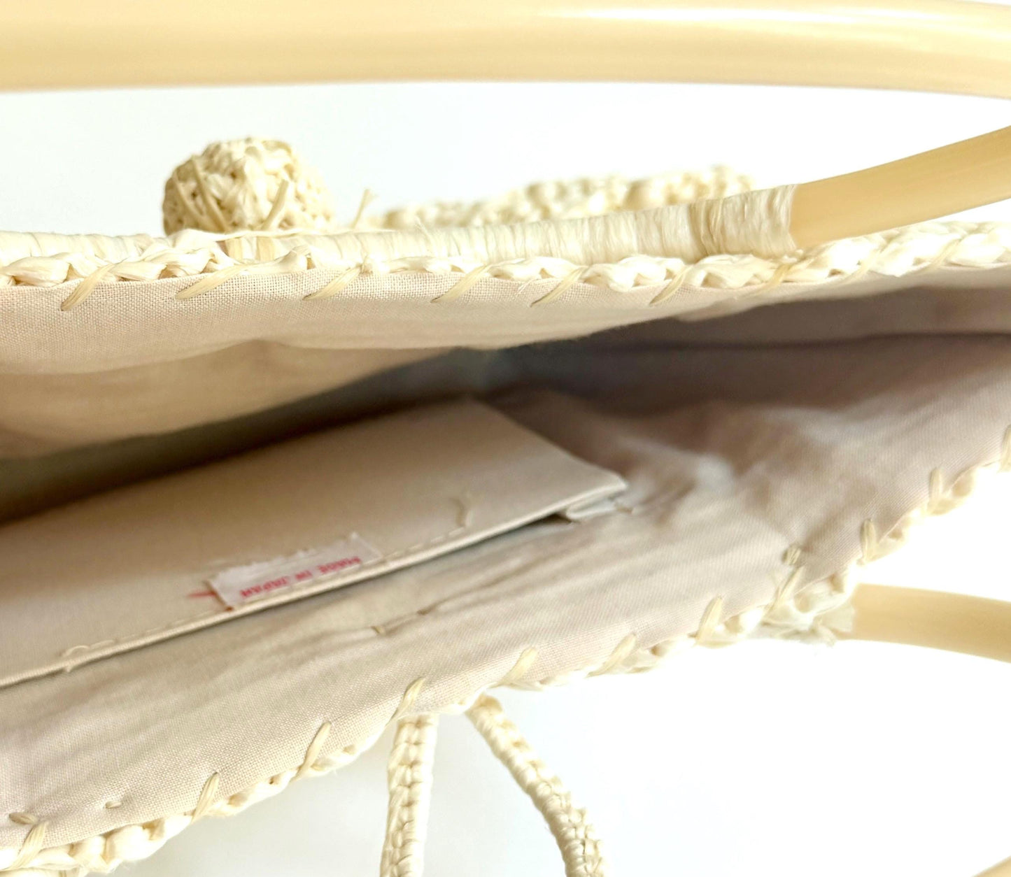 Vintage White Raffia Bag 50s 60s Purse with Plastic Handles