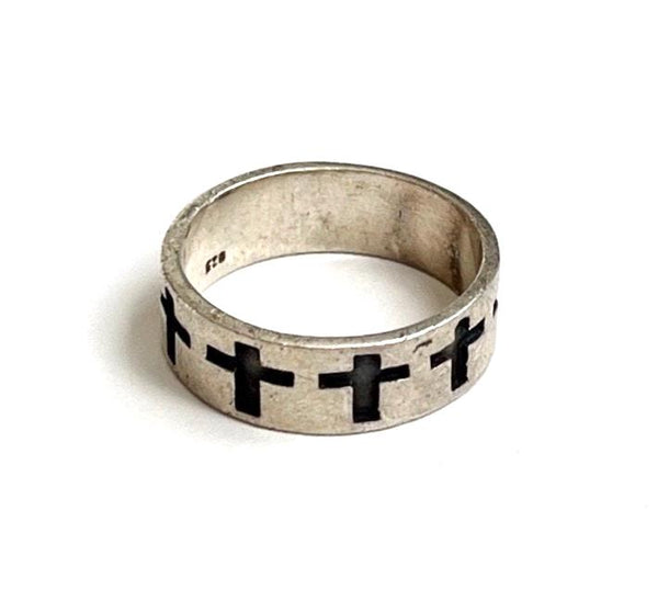 Vintage Sterling Silver Band Crucifix Cross Embossed Size 9