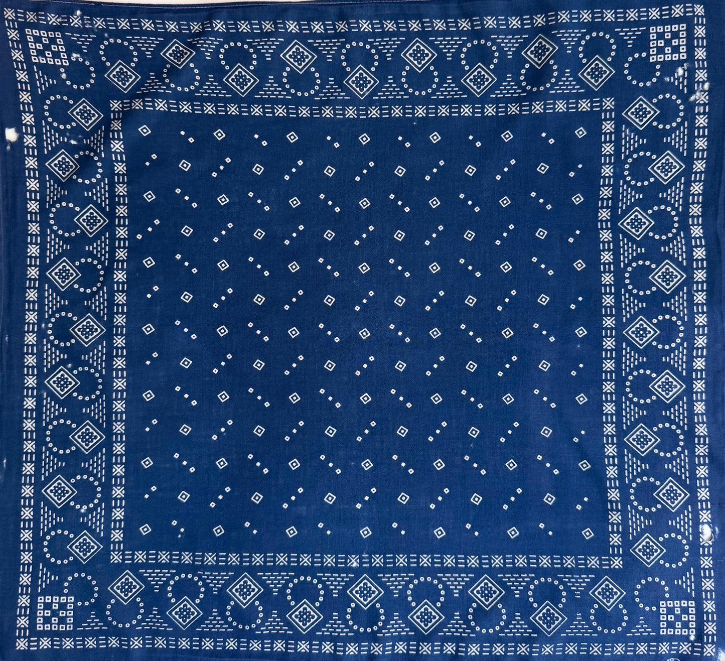 1940s Vintage Indigo Cotton Bandana Fast Color Trunk Down