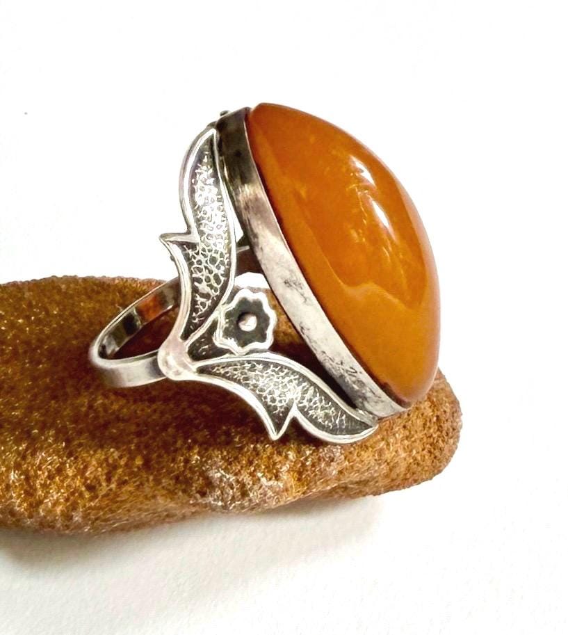 Vintage Russian Cocktail Ring Butterscotch Egg Yolk Cabochon Size 7.75