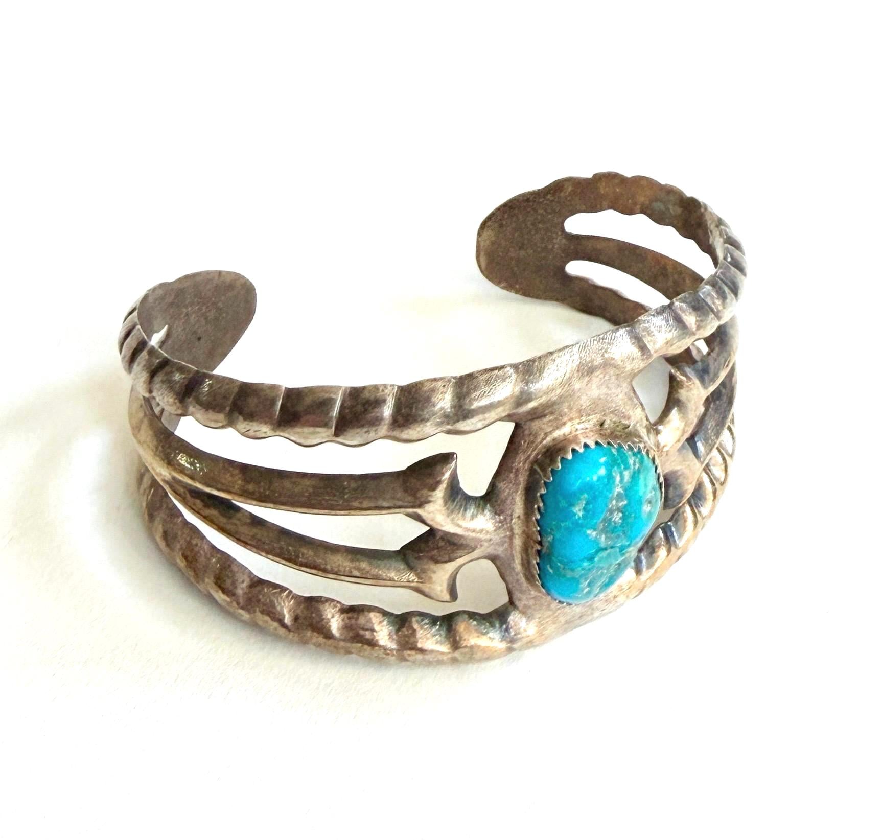 Vintage Navajo Turquoise Cuff Bracelet Cast Sterling Silver 50g