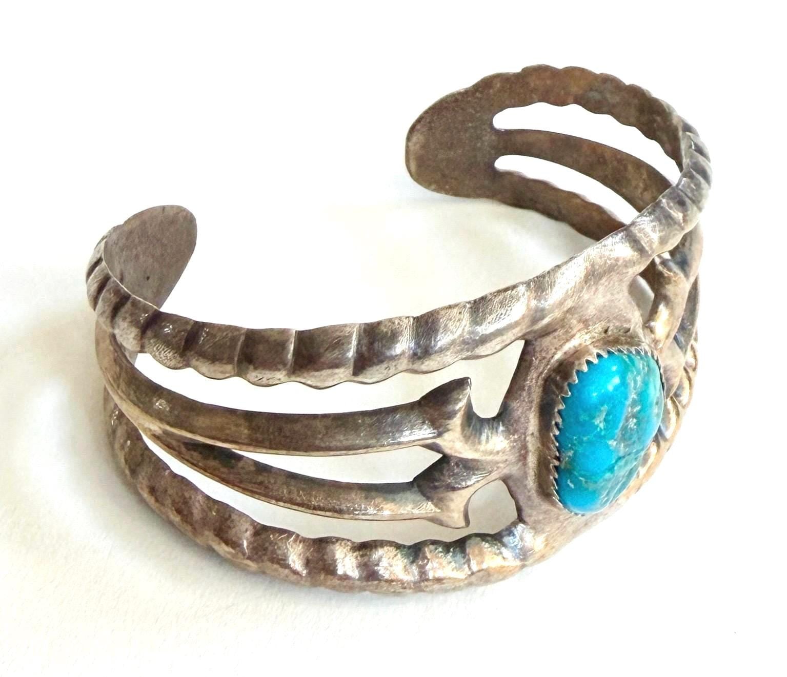 Vintage Navajo Turquoise Cuff Bracelet Cast Sterling Silver 50g