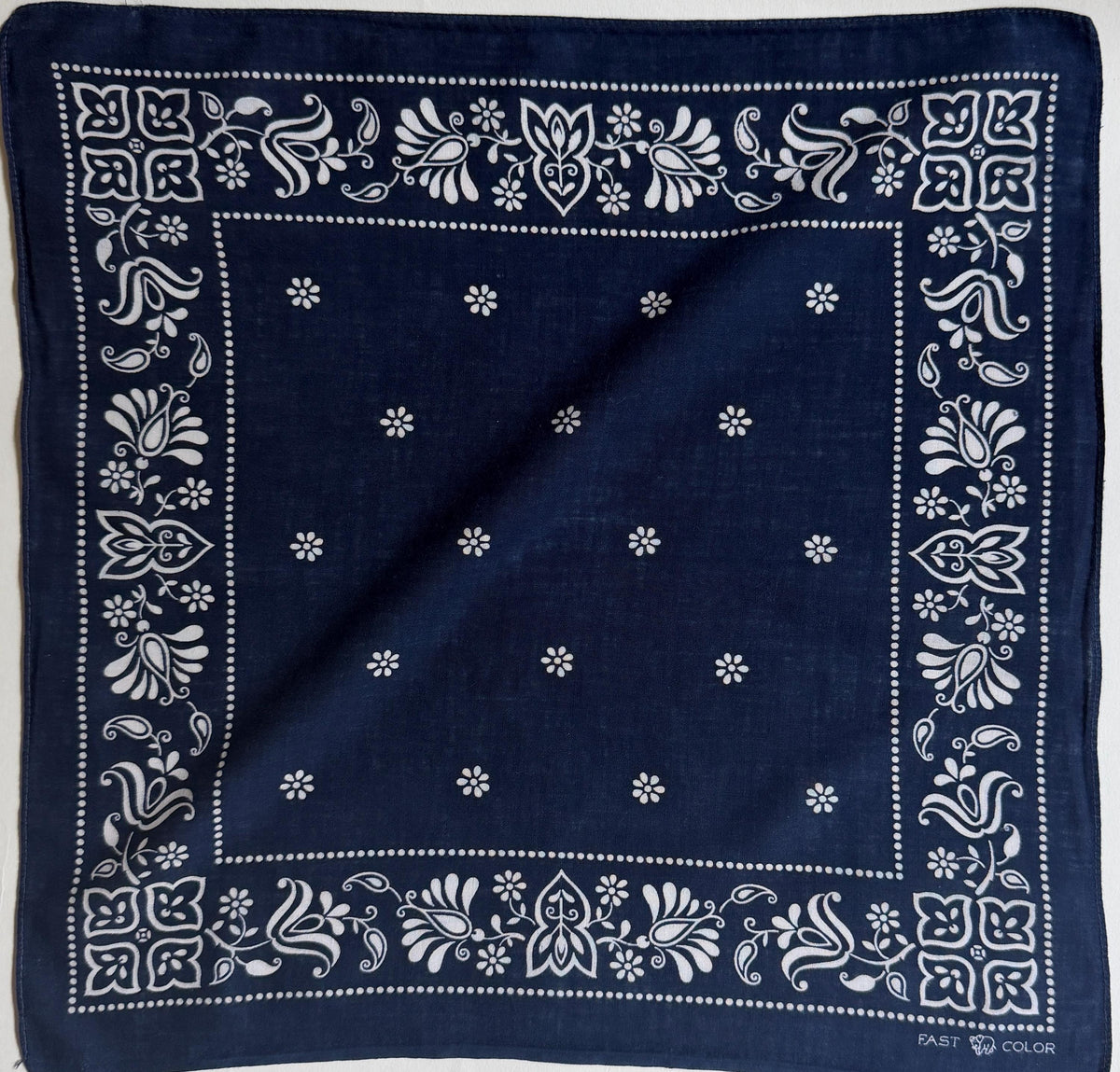 Vintage 40s Indigo Cotton Bandana Fast Color Elephant Trunk Down