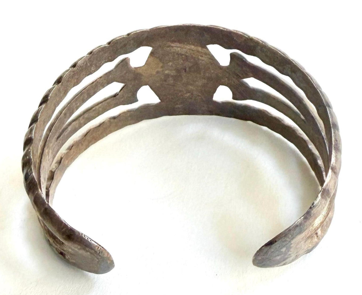 Vintage Navajo Turquoise Cuff Bracelet Cast Sterling Silver 50g
