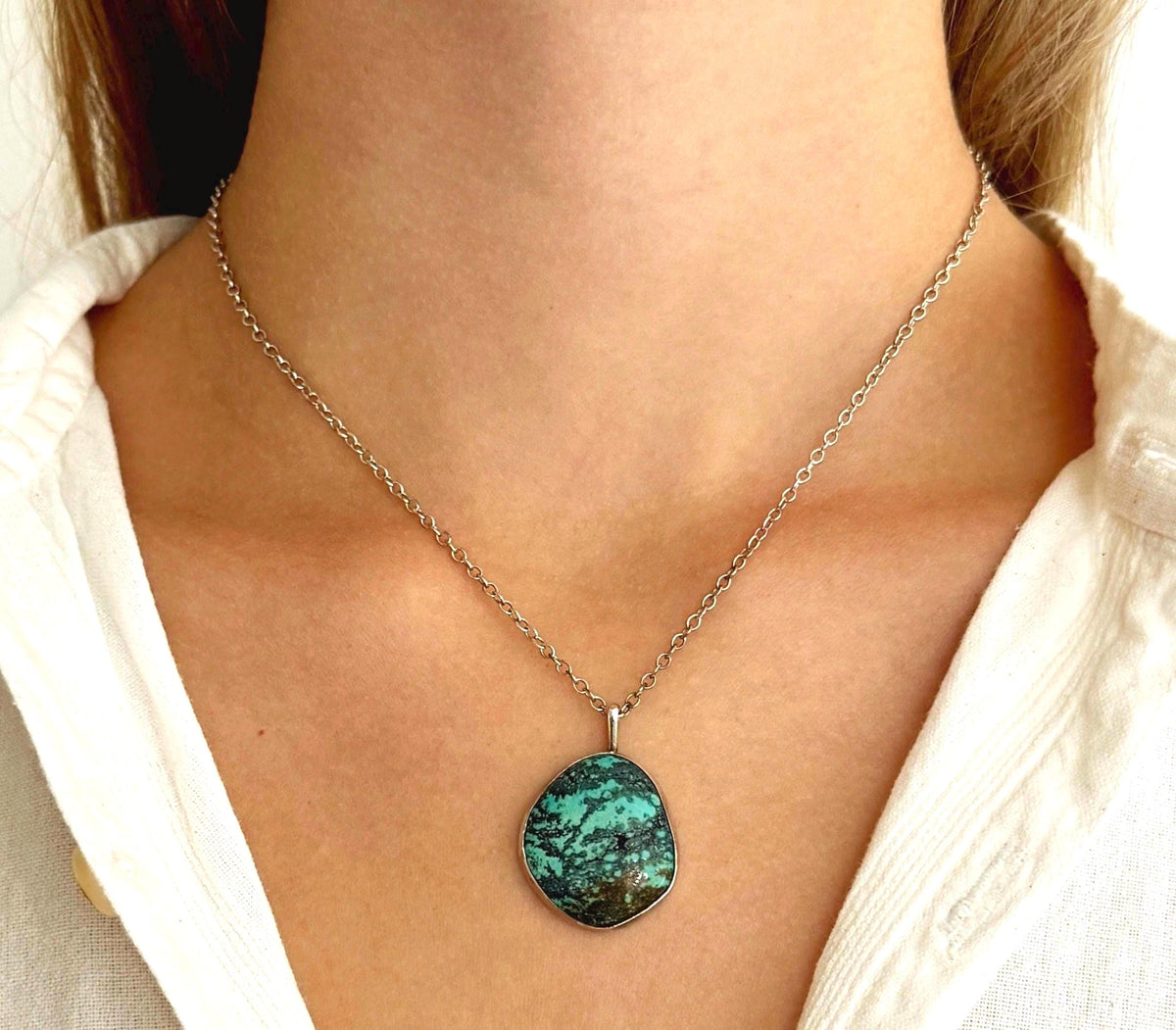 Vintage Sterling Silver Turquoise Medallion Necklace