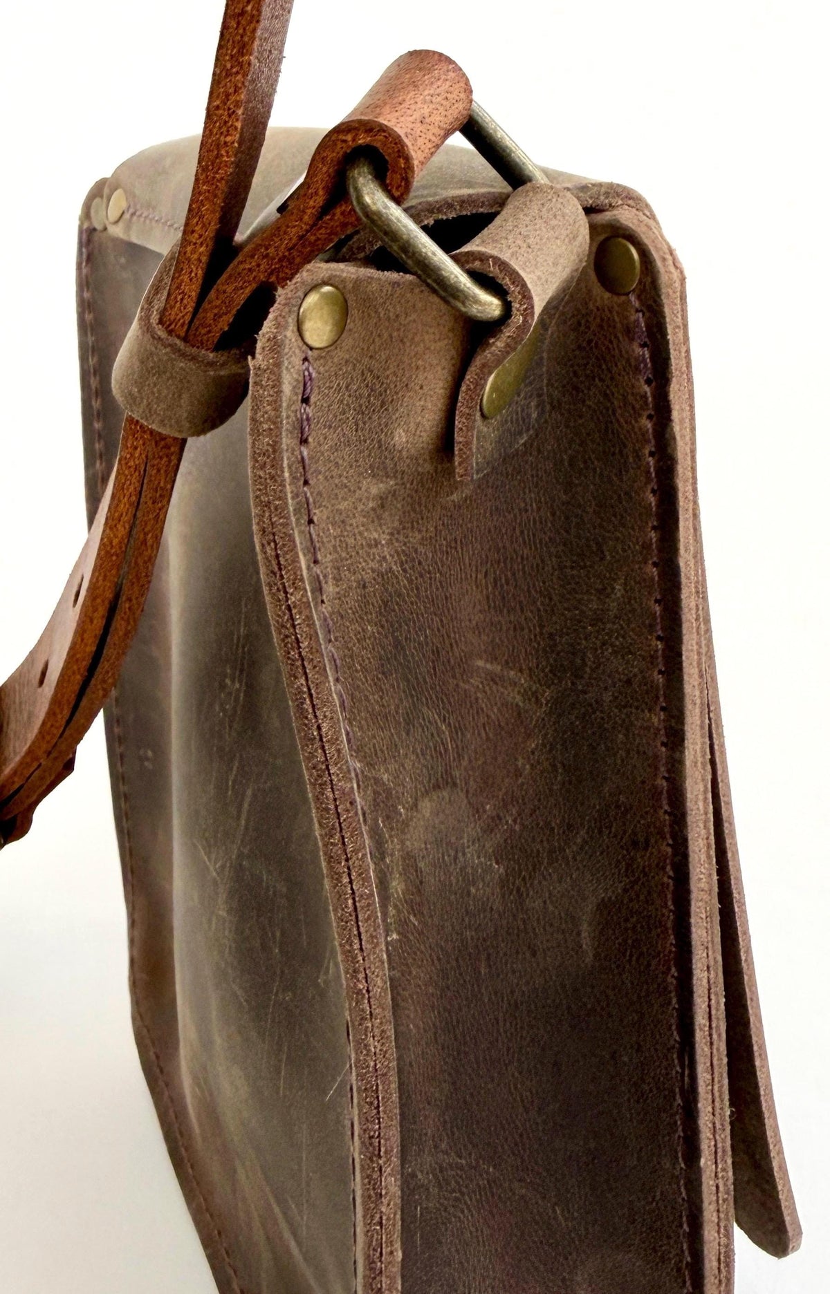 Handmade Unisex Crossbody Bag Rugged Brown Oil Tanned Cowhide Leather