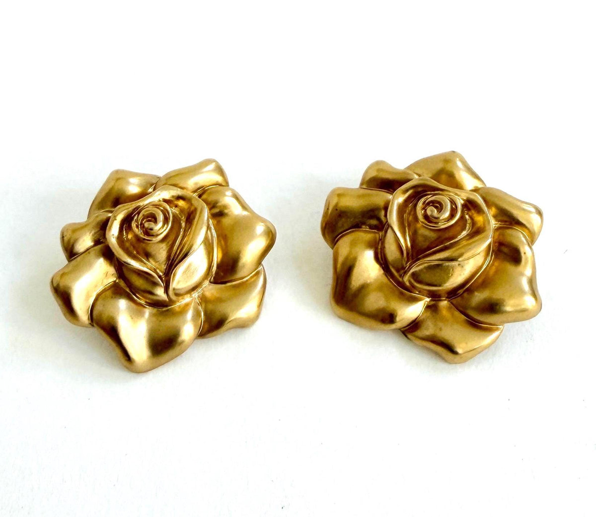 Vintage Gold Rose Flower Earrings 80s 90s Avon