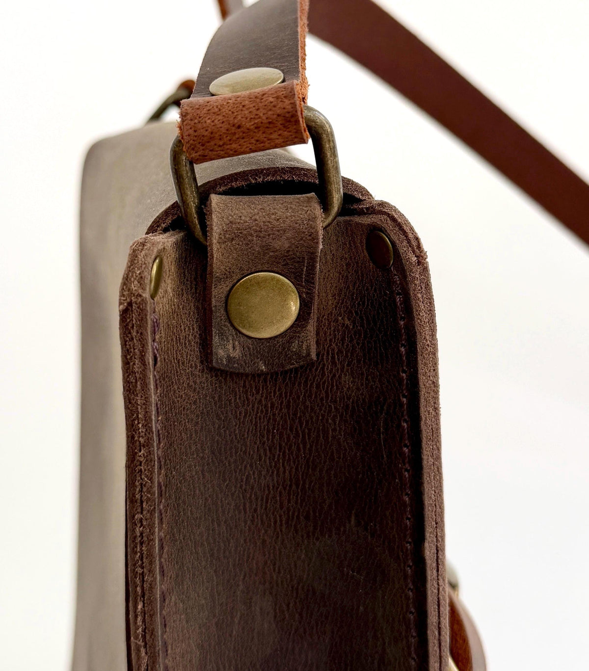 Handmade Unisex Crossbody Bag Rugged Brown Oil Tanned Cowhide Leather