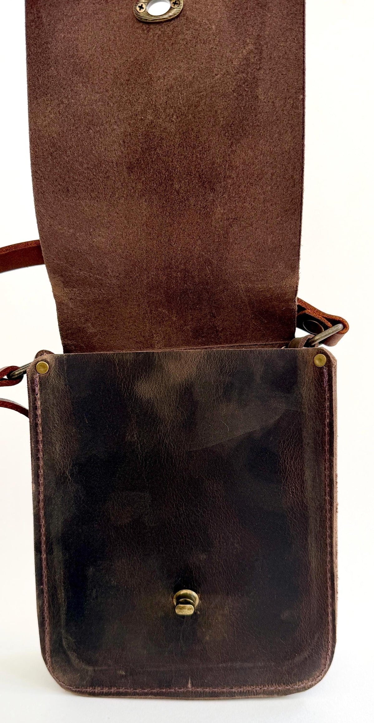 Handmade Unisex Crossbody Bag Rugged Brown Oil Tanned Cowhide Leather